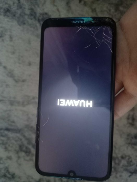 телефон Huawei y6s 64gb