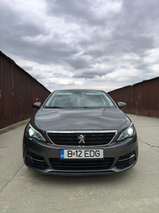 Peugeot 308 1.5 diesel 2021
