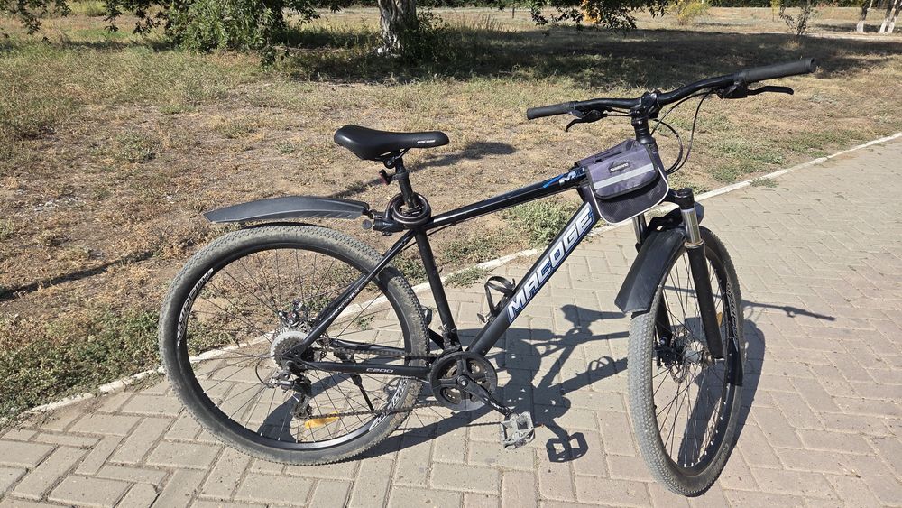 Продаеться скоростной велосипед