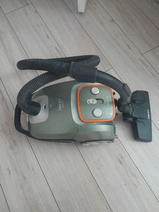 Продаётся пылесос