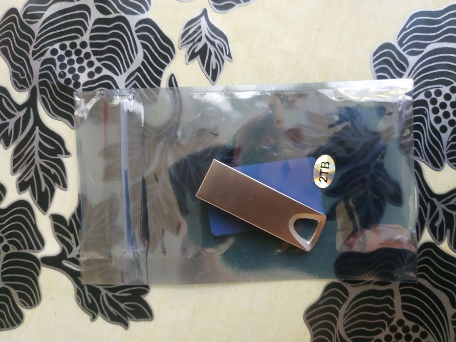 Kampyuterniy fleshka