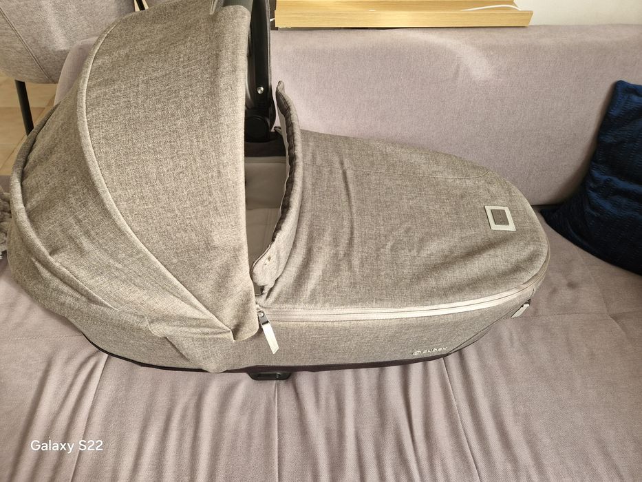 Кош за новородено Cybex Priam 4 /e-PRIAM Lux Eco Manhattan Grey