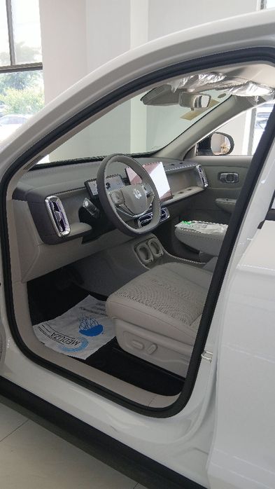 Leapmotor B10 510KM EV Smart 3 yil garantiya NALICHI BOR. SARDORBEK