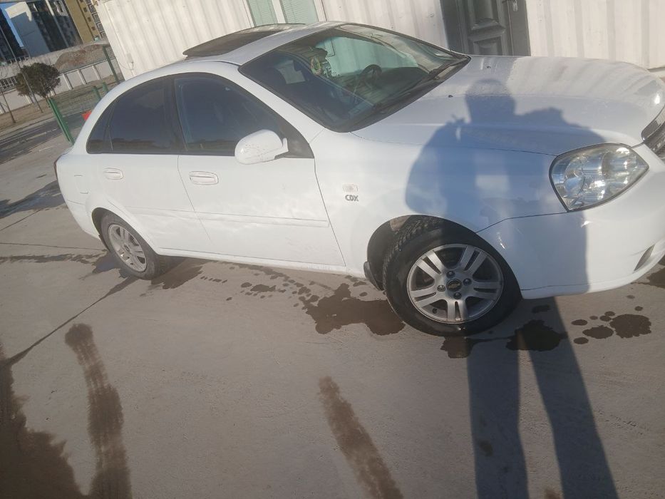 Lasetti 2010 yil sotiladi