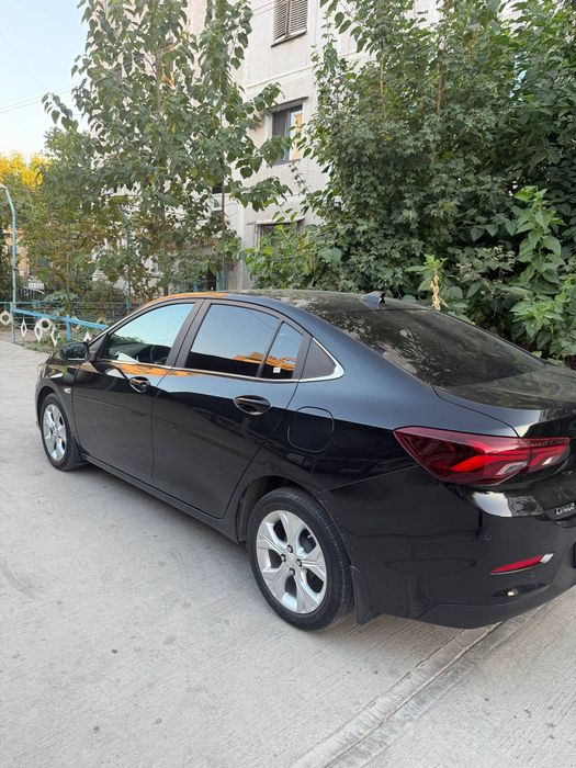Onix premier full 2024 qora