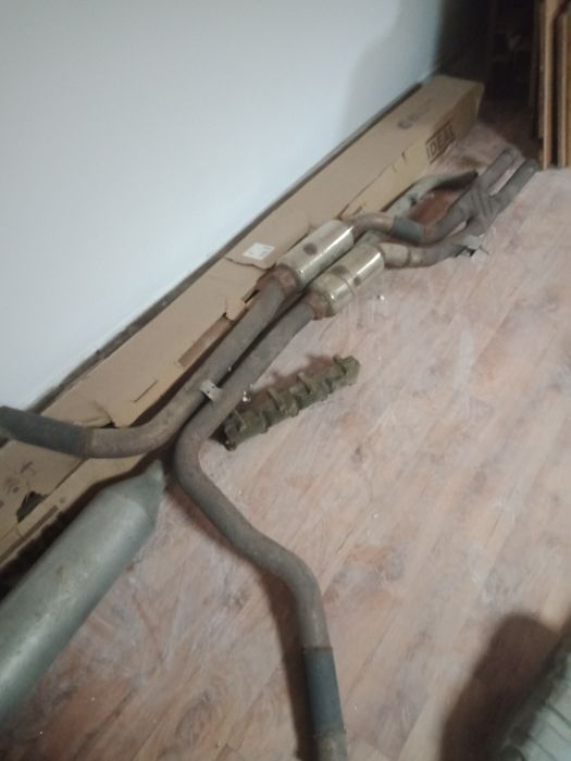 Продам глушитель на Ауди А7, А 6