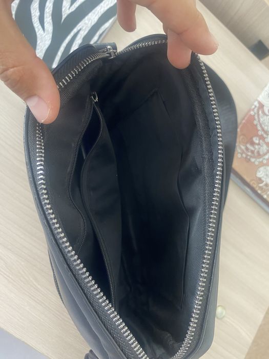 барсетка черная почти новый