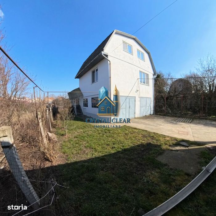 Două case în curte comună, 6 camere + 385 teren - zona semicentrală