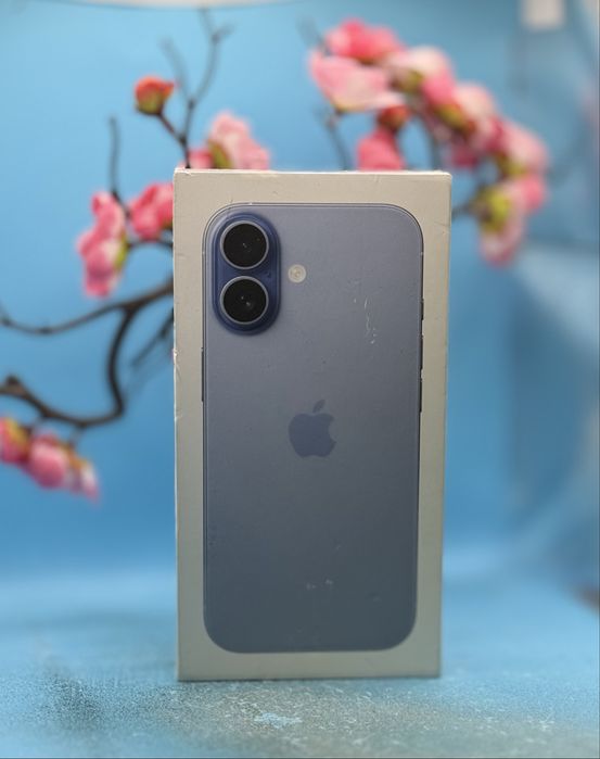 НОВ!!! Apple iPhone 17, 256GB, 5G, Mist Blue + адаптер Apple