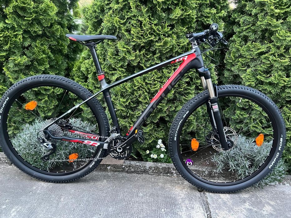 Bicicleta MTB FOCUS RAVEN FULL Carbon M 29" Furca pe Aer 3x10 Shimano SLX