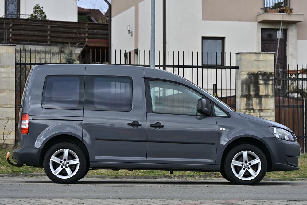 Volkswagen Caddy - 7 locuri - 1.6 TDI - euro 5 - 185000 km