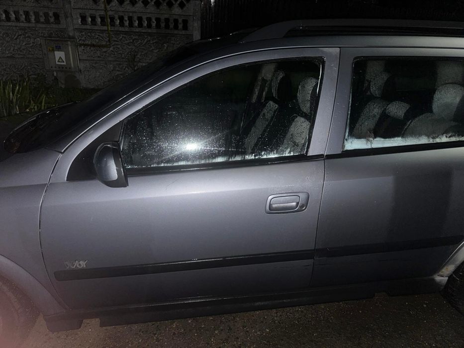 Vand sau dezmembrez la cerere mai mare Astra G 2.0 Dti 101 cp