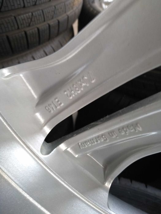 Jante Mercedes GLA W156 Anvelope iarna Michelin  235 50 18