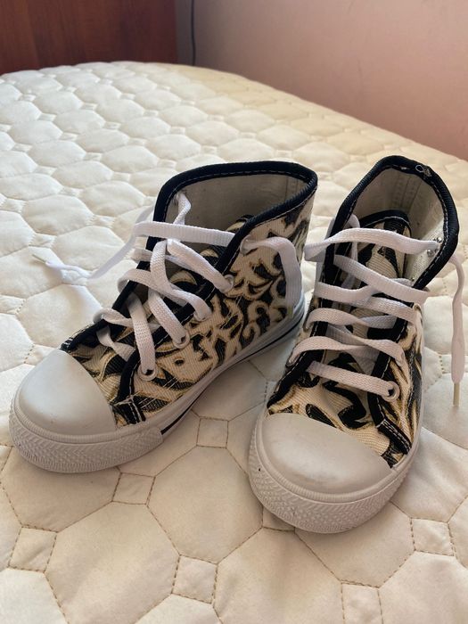 Детски кецовееее