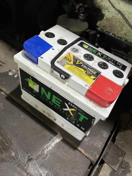 Продам аккумулятор 65 Ah Next