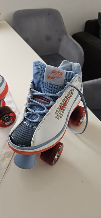 Role adulți stare buna folosite foarte puțin nike vintage