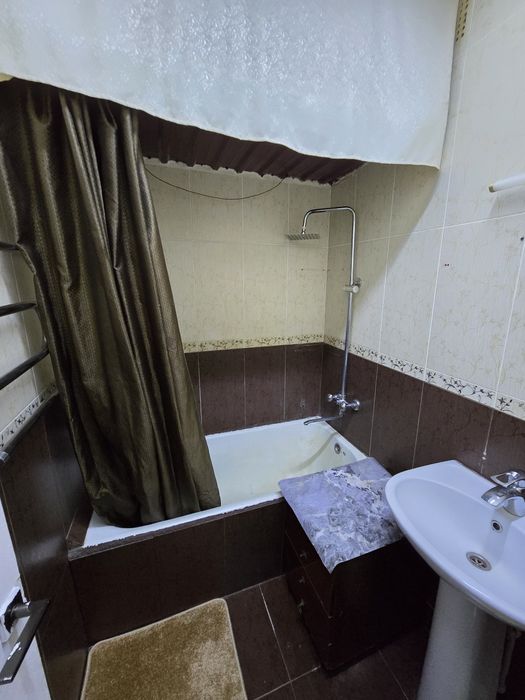 Продаётся 1 комнатная квартира Мирзо Улугбекский район массив Феруза