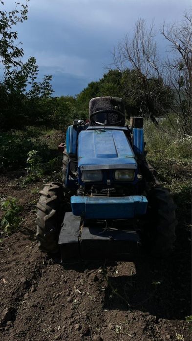 Продам мини трактор 18 л