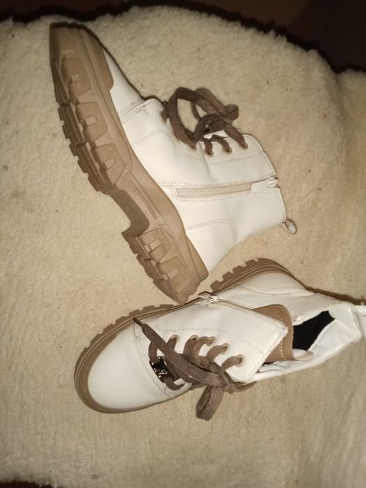 Обувь детская. В отличном состоянии