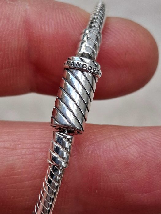 Сребърни гривни ПАНДОРА - размер 18