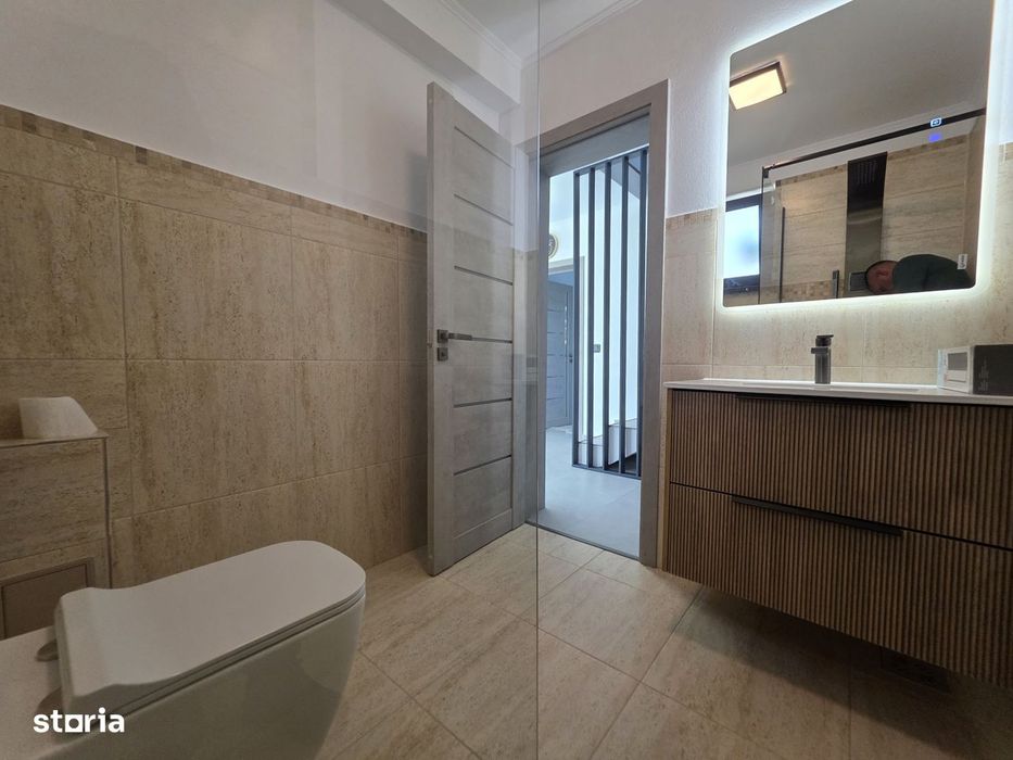 Casa tip duplex cu 4 camere, teren 250mp, Rasnov