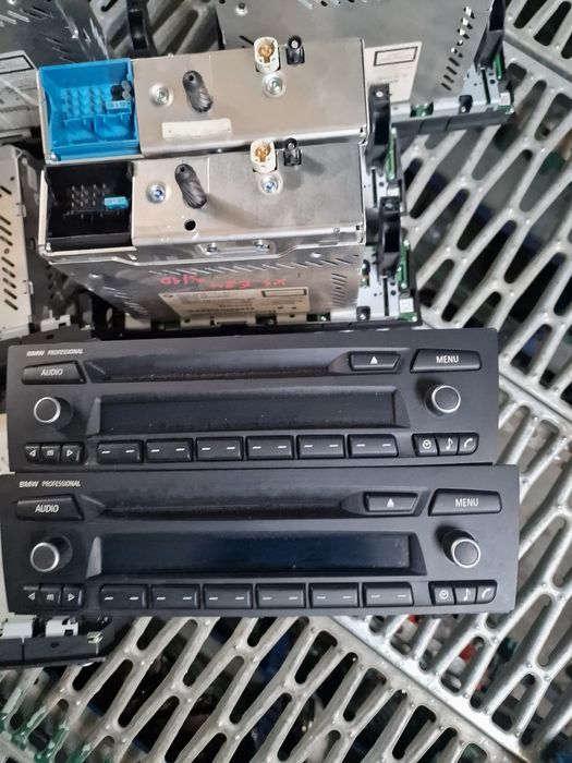 Cd player cu Bluetooth incorporat e90 e91 e92 e93 e87 e82 x1 e84 lci