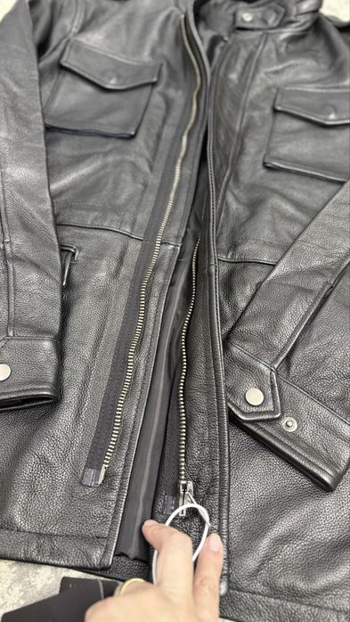 Продам кожаную куртку