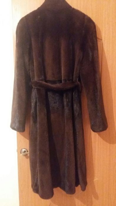 Норковая шуба        .