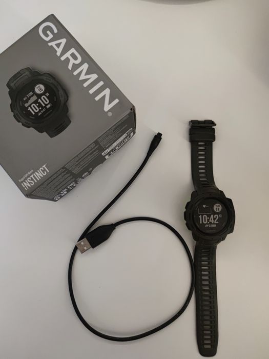 Смарт часовник Garmin Instinct, 45 mm