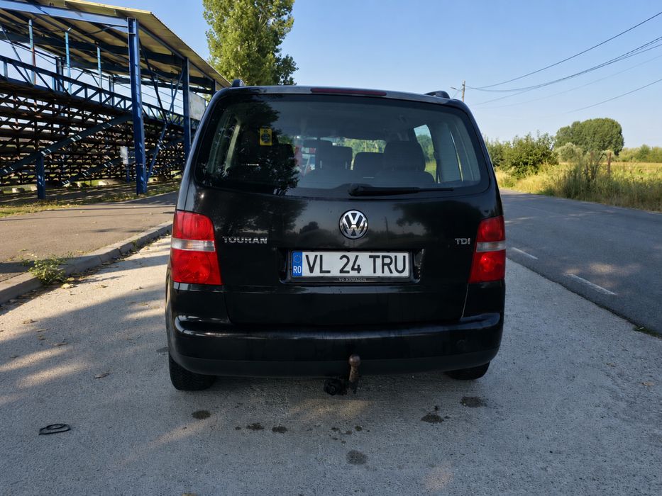 VOLKSWAGEN Touran 2006 — imagine 3
