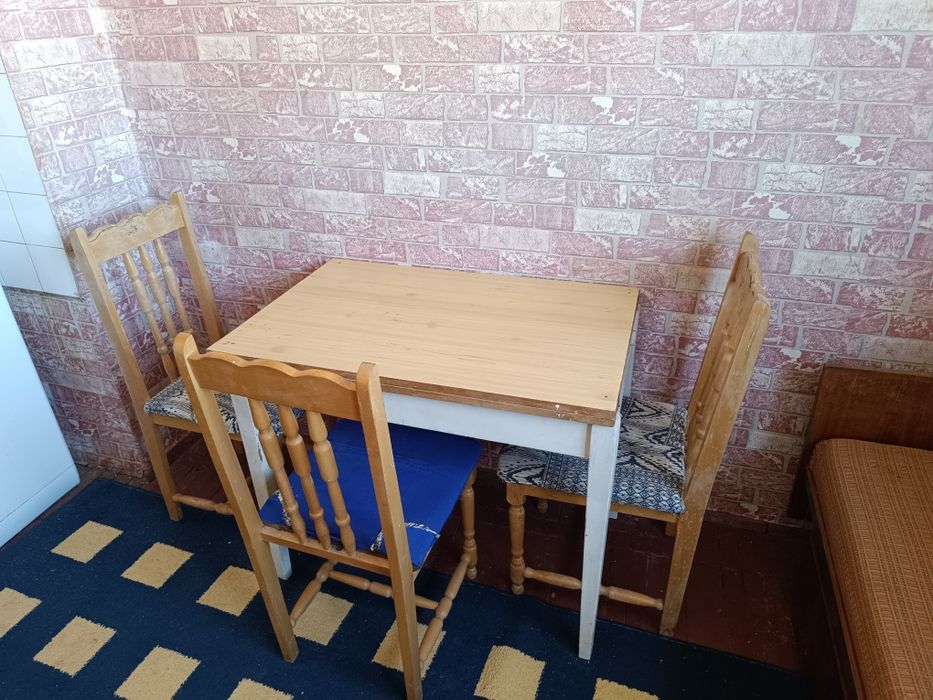 Стари мебели (подарявам)