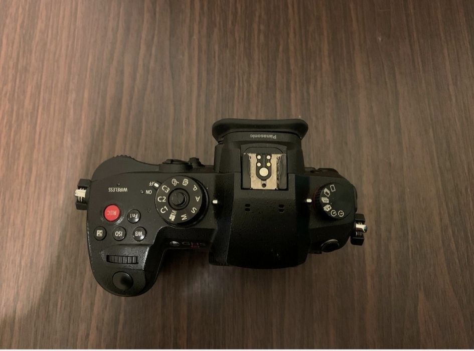 Lumix GH5S фотоапарат