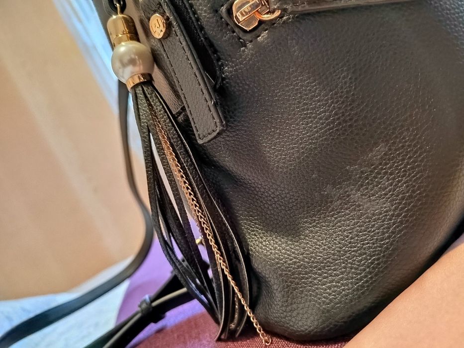 LIU JO раница от еко кожа с перлени мъниста