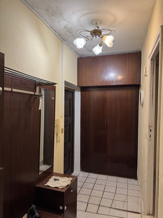 Дава се под наем Тристаен апартамент в с. Кракра, Област Варна - 100 кв.м за 398.82 € - Снимка #2