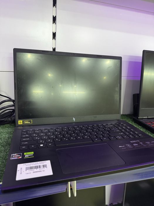 Продам ноутбук игровой