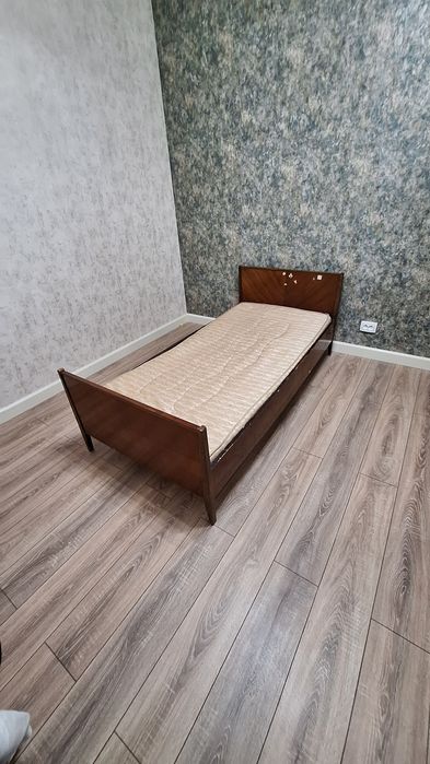 Продаются 2 румынские кровати