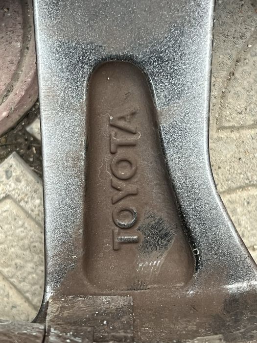 Диск от таета камри