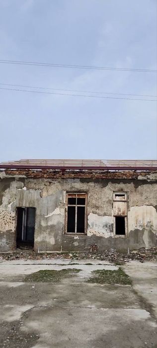 СРОЧНО ЦЕНА ДОГОВОРНАЯ Аль Бухорий Здание 18 соток рядом С Мечетью