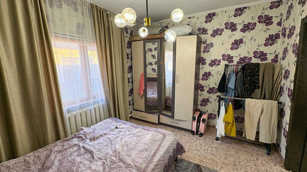 Продам  4 ком  уютный Людмила Империя