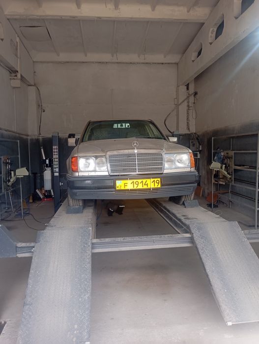 Mercedes Benz Е 200
