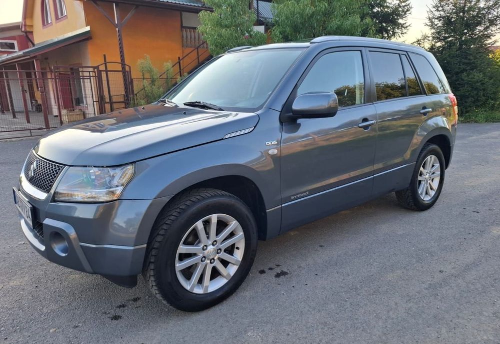 Suzuki Grand Vitara 1.9 DDiS " Limited Edition " Trapa " Navi " Alcantara "