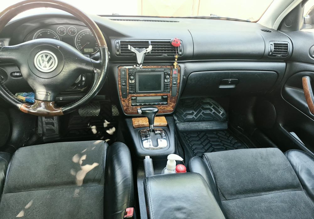VOLKSWAGEN Passat 2003 — imagine 2