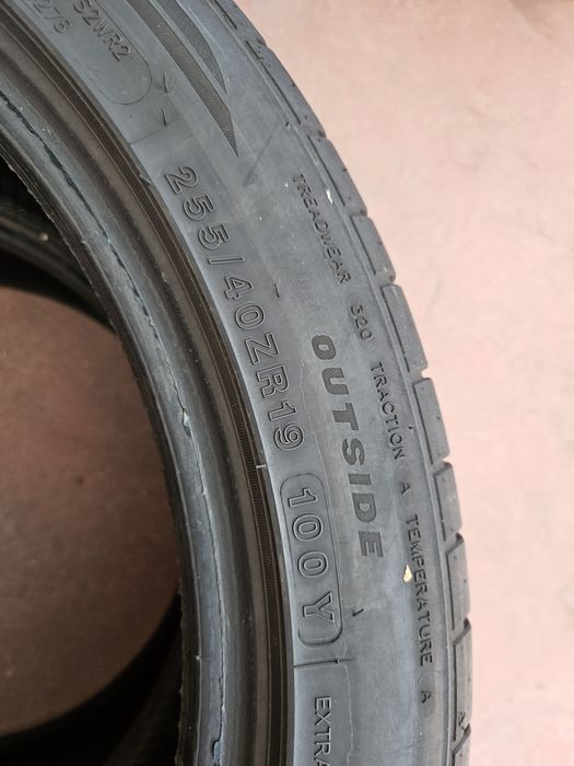 Гуми 255/40/19 2броя