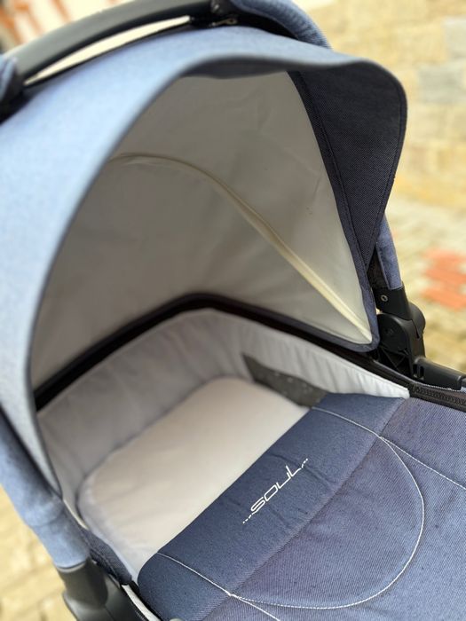 Бебешка количка 2 части