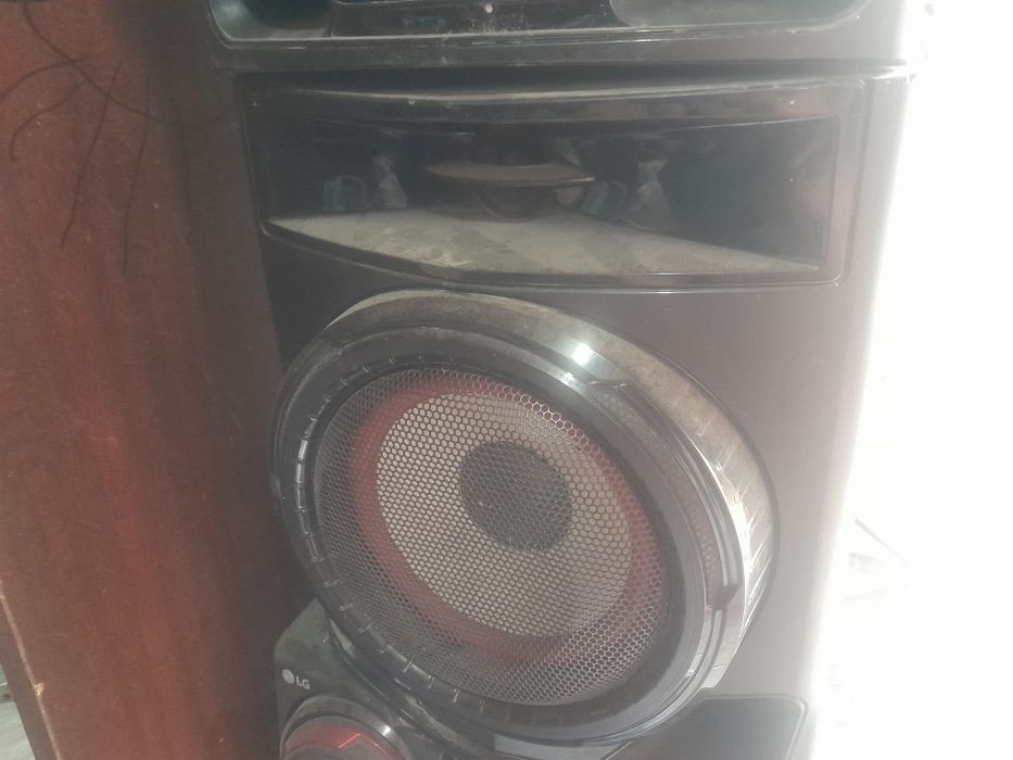 Музыкальный центр