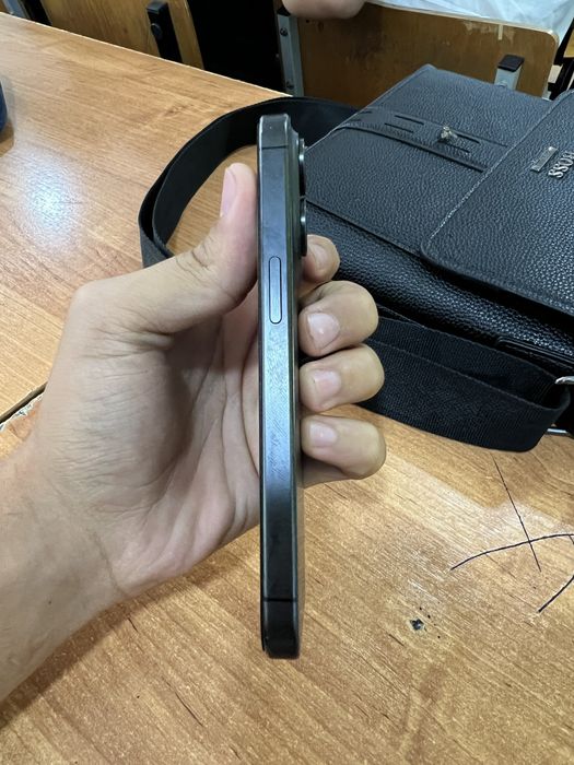 Iphone 15 pro 128/92