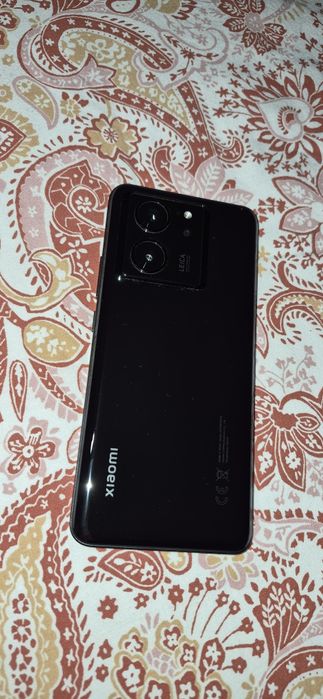 Продавам Xiaomi 13 T Pro