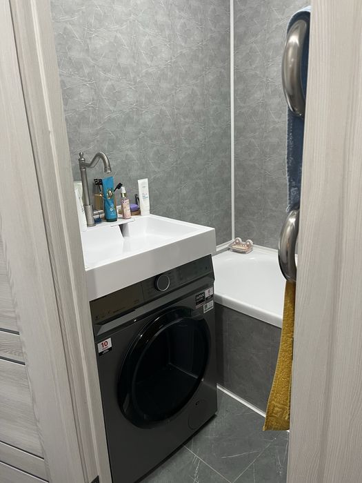 Трешка на третьем этаже