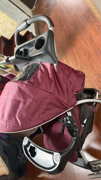 Детская прогулочная коляска Graco
