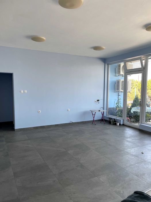 Дава се под наем Офис в Пловдив, Коматевски възел - 45 кв.м за 612 € - Снимка #3